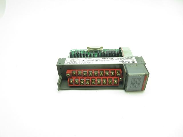 ALLEN BRADLEY 1746-OA16 SLC 500 TRIAC OUTPUT MODULE SER D