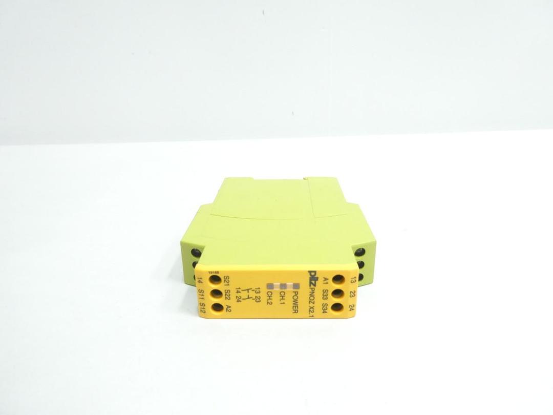 PILZ PNOZ X2.1 24VAC/DC 2N/O 774306 SAFETY RELAY 24V-AC/DC