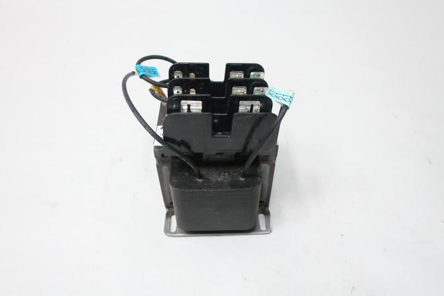 ABB 9T58K0507G30 VOLTAGE TRANSFORMER 1PH 300VA 480V-AC 120V-AC