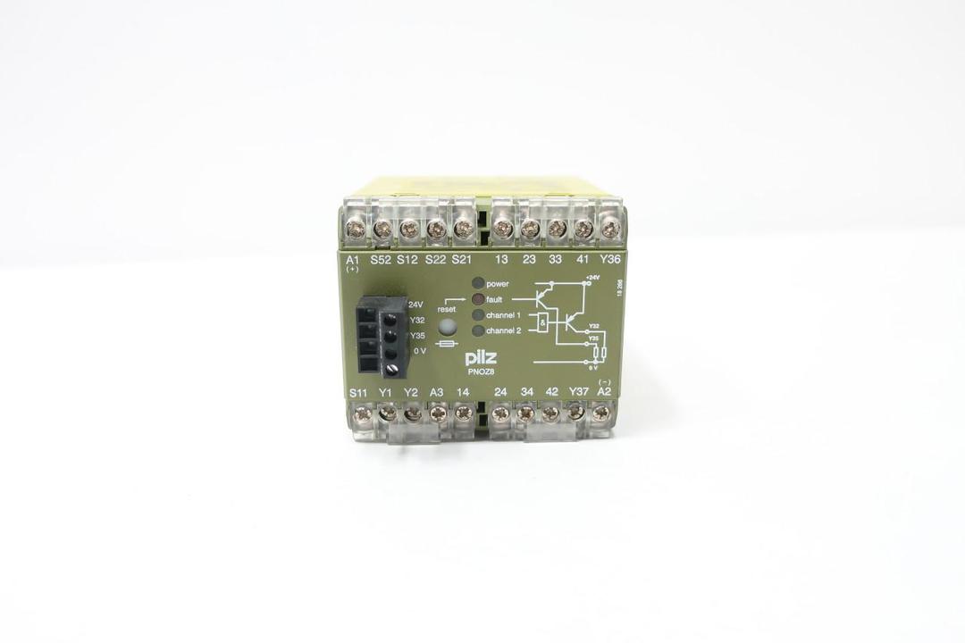 PILZ PNOZ 8 24VDC 474760 SAFETY RELAY 24V-DC