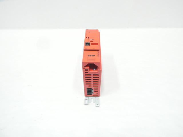 SEW EURODRIVE MC07B0003-5A3-4-00 FREQUENCY INVERTER 400V-AC 60HZ 400V-AC 0.25KW