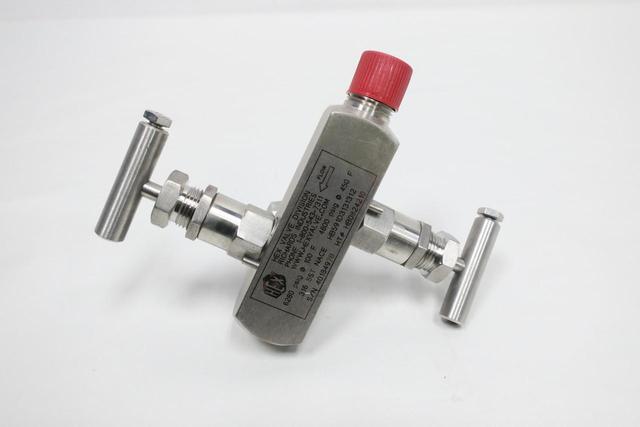 HEX VALVE HB591D3131312 INSTRUMENT MANIFOLD BLEED VALVE 1/2IN NPT