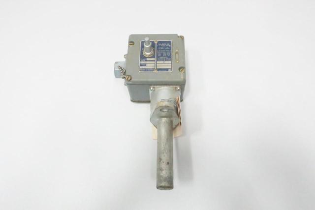 SQUARE D 9025 BGW22S12 TEMPERATURE SWITCH 200F 115-600V-AC