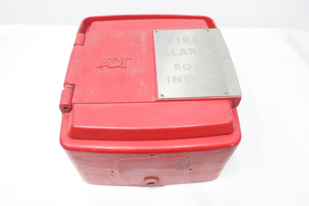 ADT SA-23186 1046-GS VINTAGE FIRE ALARM BOX PULL LEVER