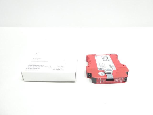 ALLEN BRADLEY MSR329P 440R-W23217 SAFETY RELAY 24V-DC