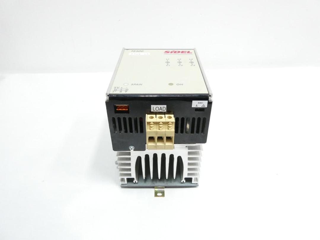EUROTHERM TE300 40A415V/000/0V5/SCA/4S/DIN/FRA-NOFUSE/99/604/00 POWER CONTROLLER