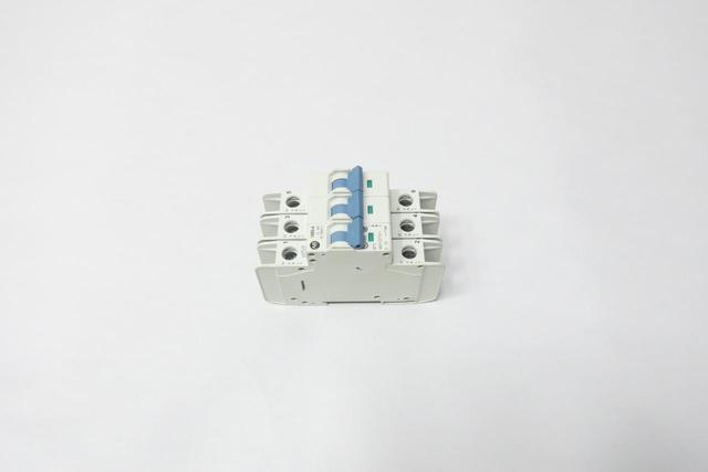 ALLEN BRADLEY 1489-A3D010 CIRCUIT BREAKER TRIP UNIT 3P 1A