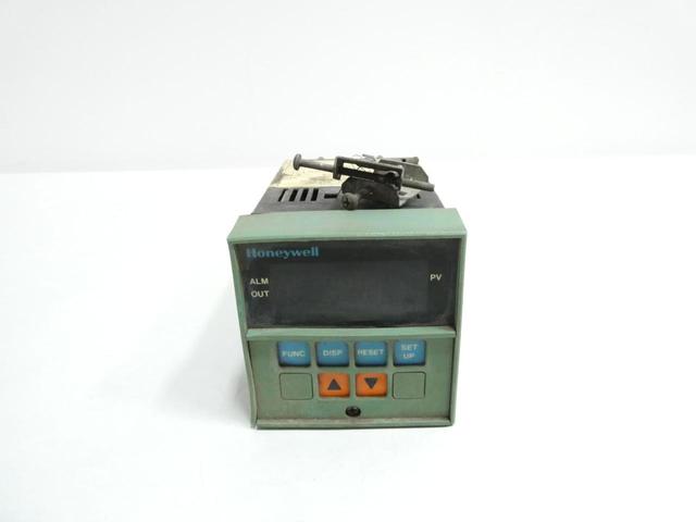 HONEYWELL DC2005-1-0000-FC30-00-0122 TEMPERATURE CONTROLLER 120V-AC