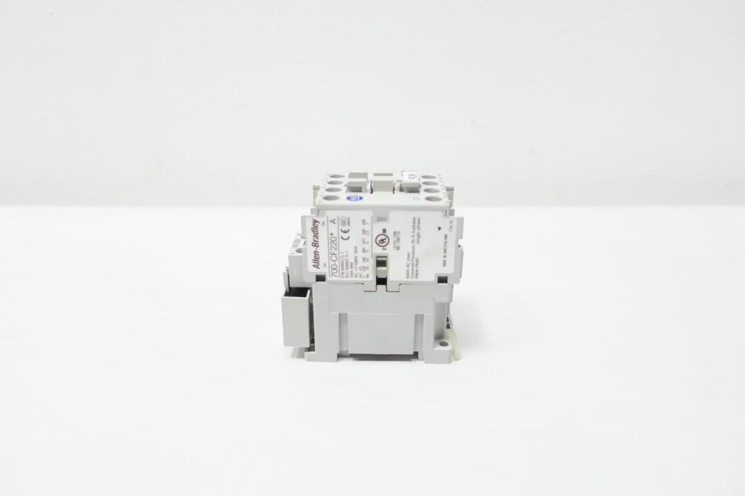 ALLEN BRADLEY 700-CF220D CONTROL RELAY 120V-AC