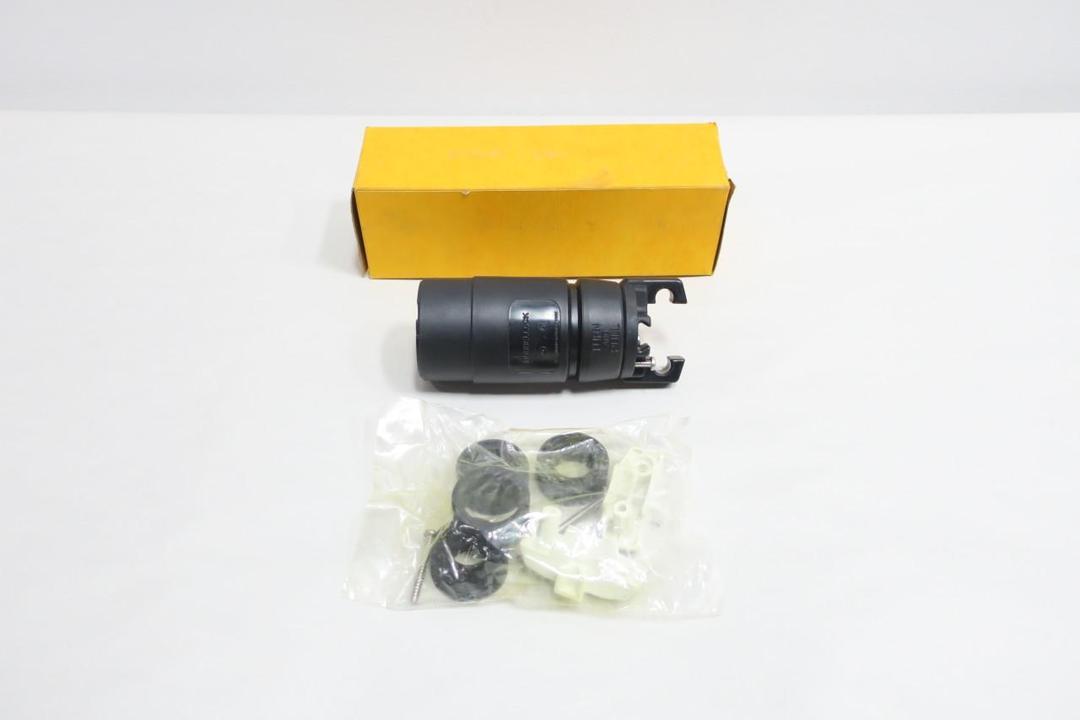 HUBBELL HBL21414B LOCKING CONNECTOR BODY 3P 4W 30A AMP 600V-AC