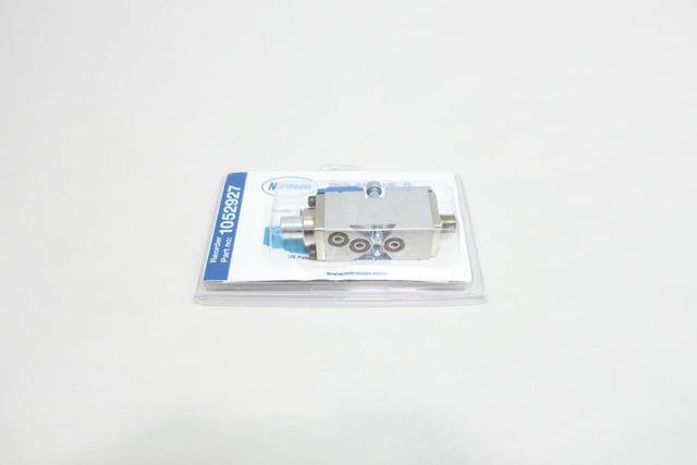 NORDSON 1052927 SOLIDBLUE HOT MELT GLUE APPLICATOR MODULE