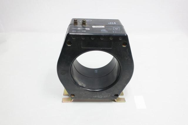 INSTRUMENT TRANSFORMER 203-301 CURRENT TRANSFORMER 300:5A 600V-AC