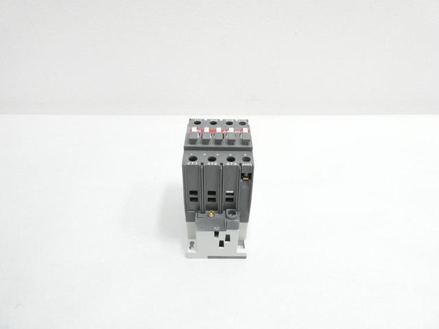 ABB A40-30-01-37 AC CONTACTOR 230V-AC 60A AMP 7-1/2HP