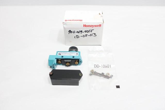 HONEYWELL BZE6-2RN LIMIT SWITCH 125/250/480/600V-AC 125/250V-DC