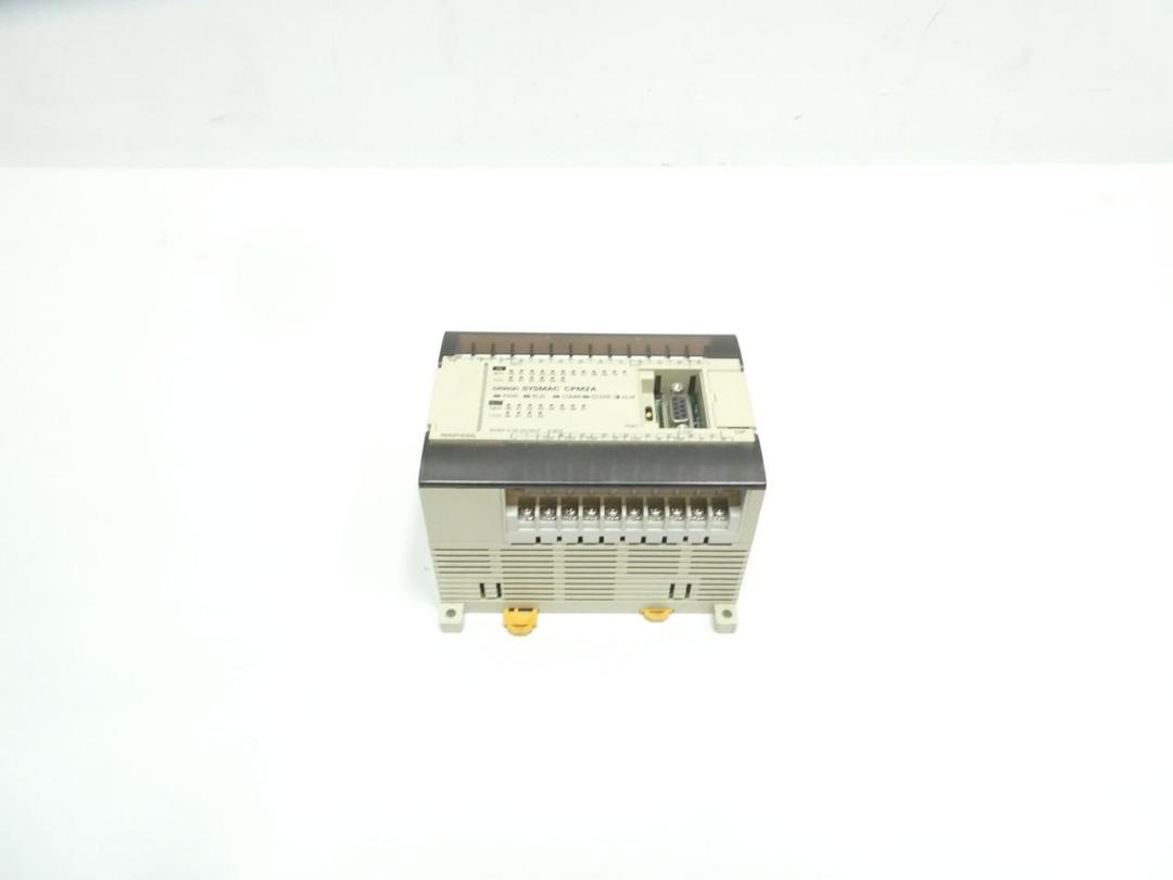 OMRON CPM2A-30CDR-A PROGRAMMABLE CONTROLLER MODULE