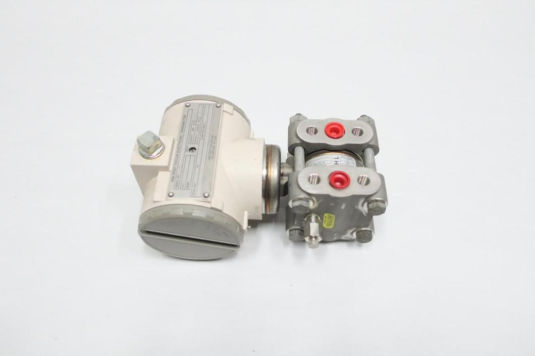 KENT TAYLOR 504TB ABB ELECTRONIC TRANSMITTER 5-30IN-H2O 24V-DC