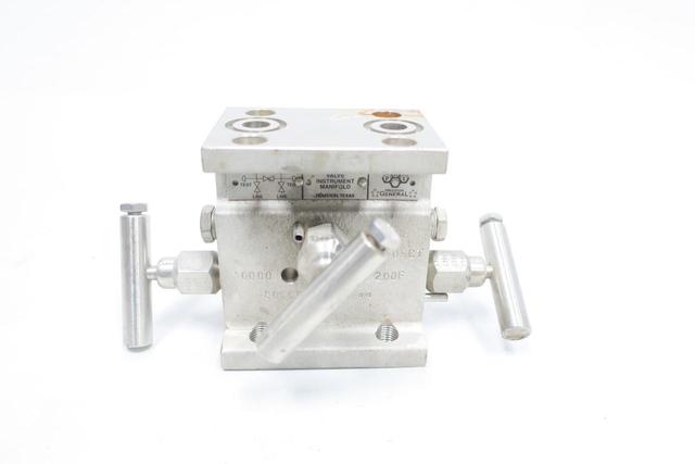 PGI M-750SCT THREE VALVE INSTRUMENT MANIFOLD