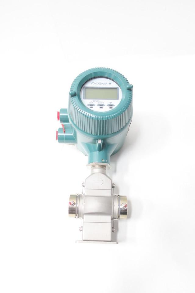 YOKOGAWA S1 AXF005C-D1AP1P-AA11-21B MAGNETIC FLOW METER 100-240V-AC 100-120V-DC