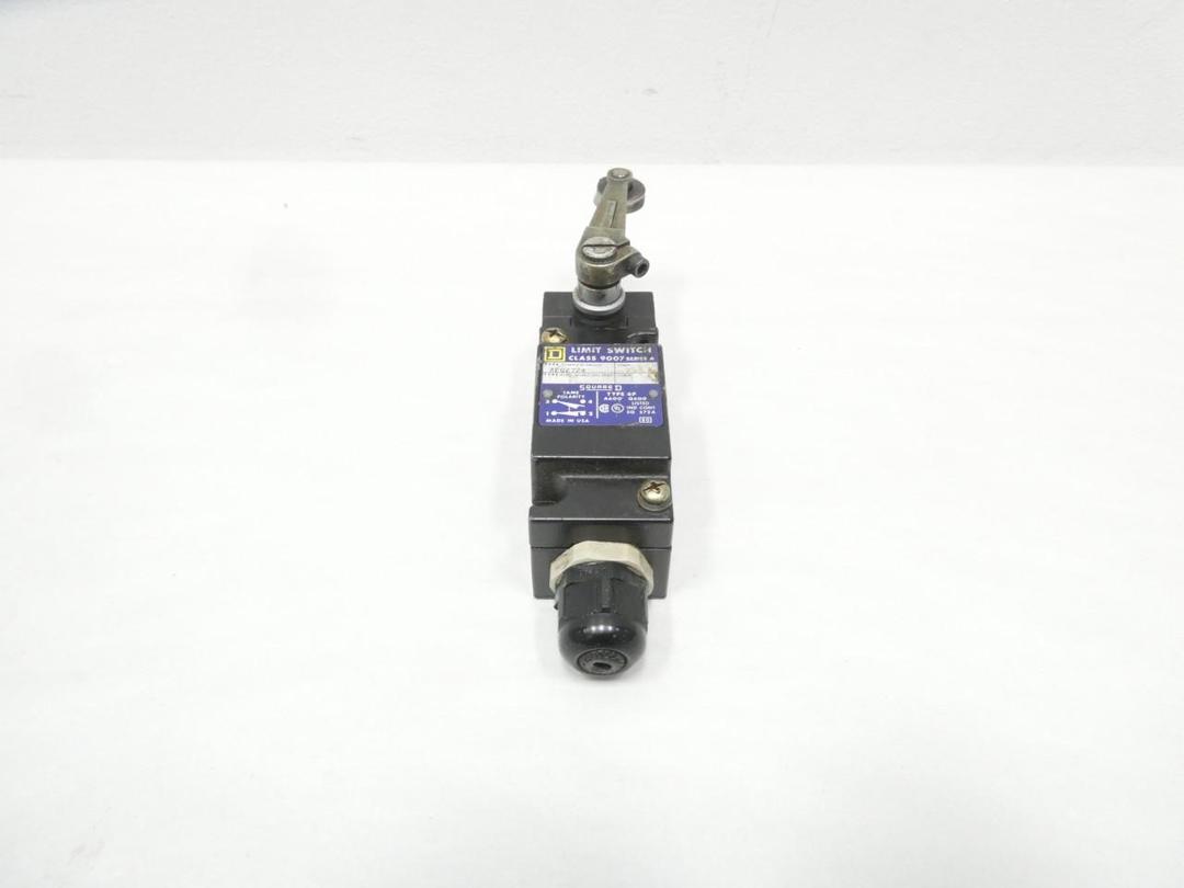 SQUARE D AEQ2724 LIMIT SWITCH