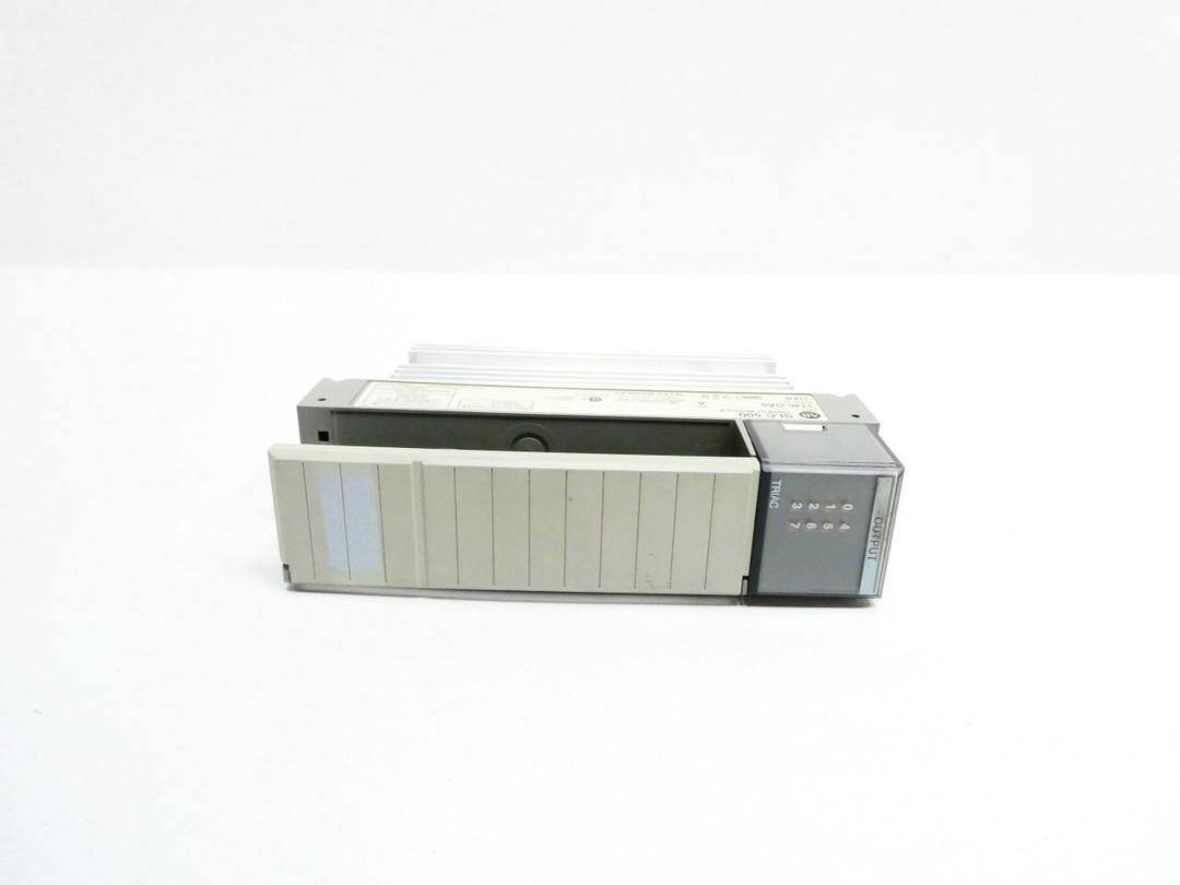 ALLEN BRADLEY 1746-OA8 SLC 500 OUTPUT MODULE SER A