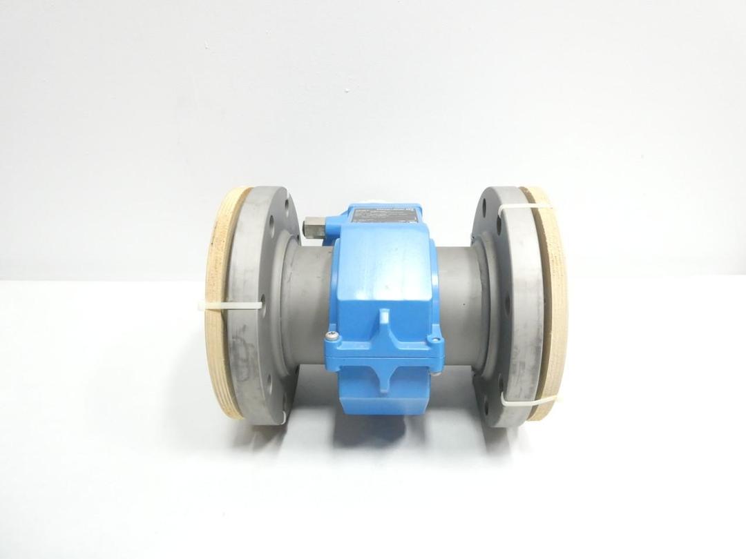 ENDRESS HAUSER 5P1B1H-16N0/101 AADBAADEA1SGB+ PROMAG P MAGNETIC FLOWTUBE 4IN 150