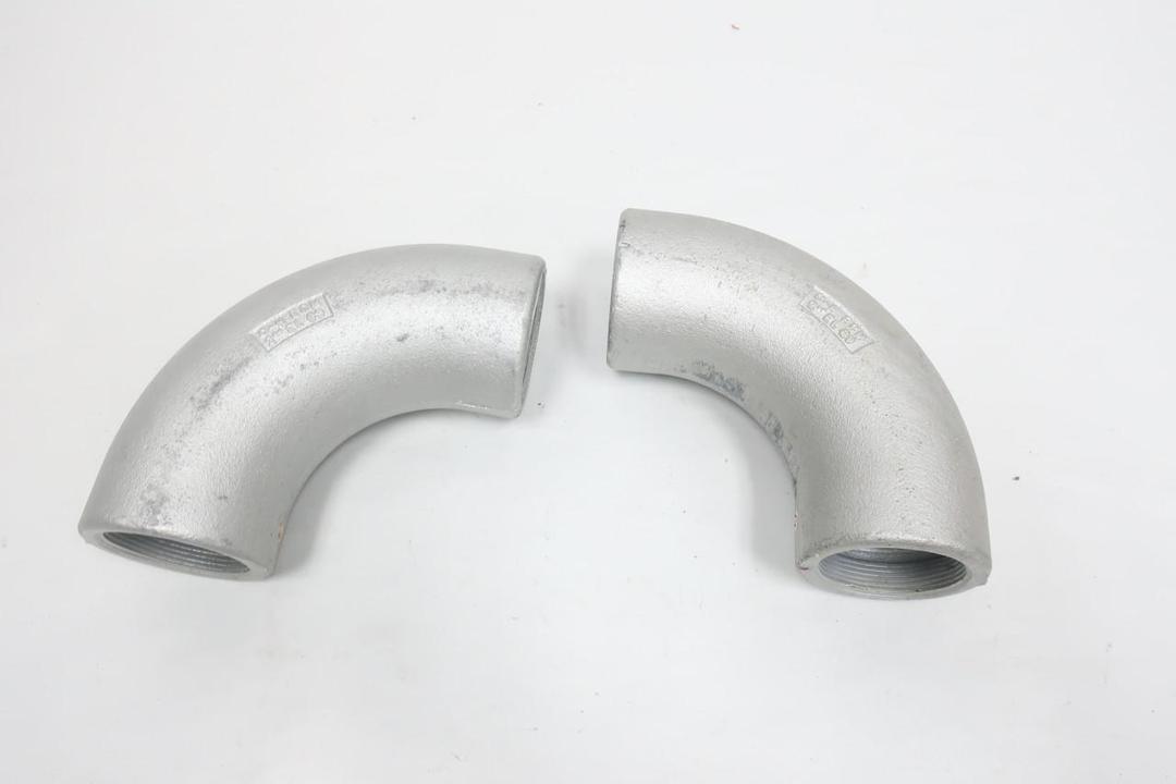 BOX OF 2 CROUSE HINDS EL69 90DEG FEMALE ELBOW 2IN