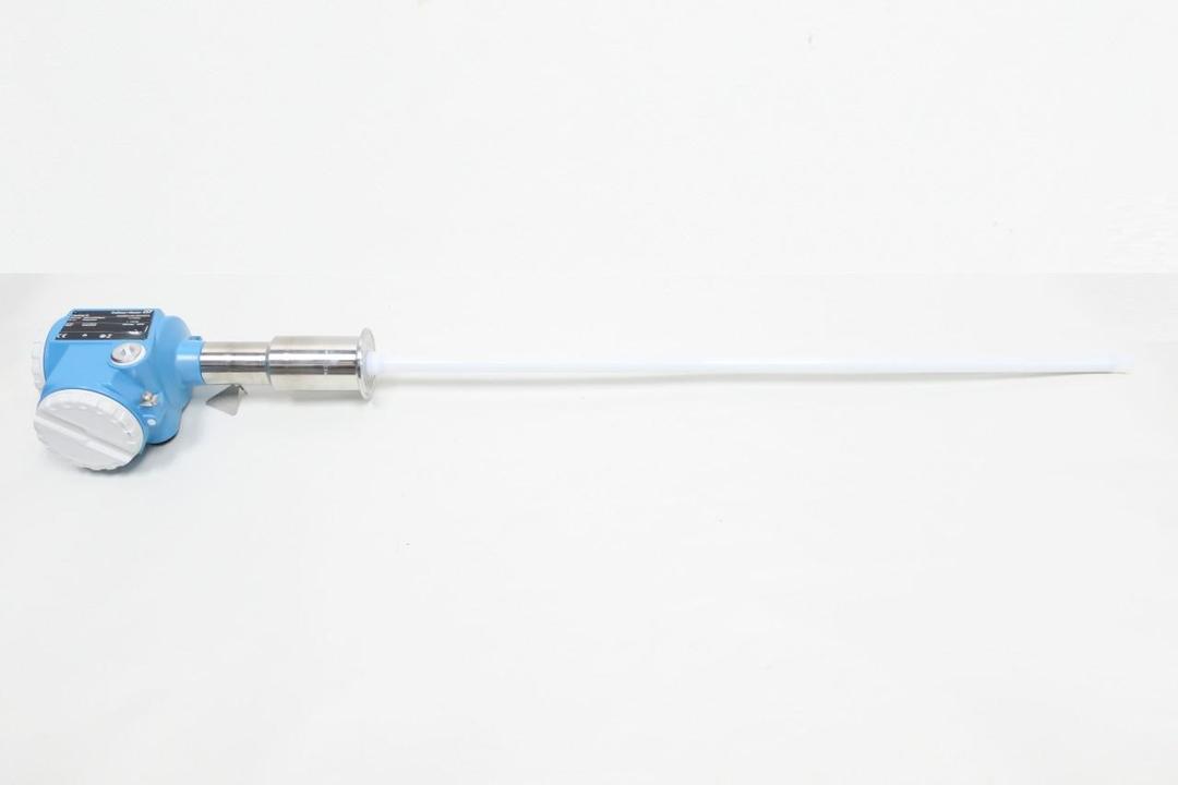 ENDRESS HAUSER FMI51-P1KTDJB5D1A LIQUICAP M CAPACITANCE LEVEL TRANSMITTER
