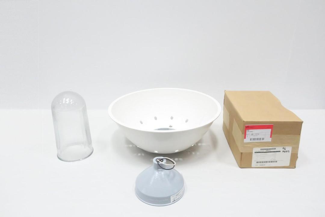 CROUSE HINDS VDA23GPRD INCANDESCENT LIGHT FIXTURE 300W