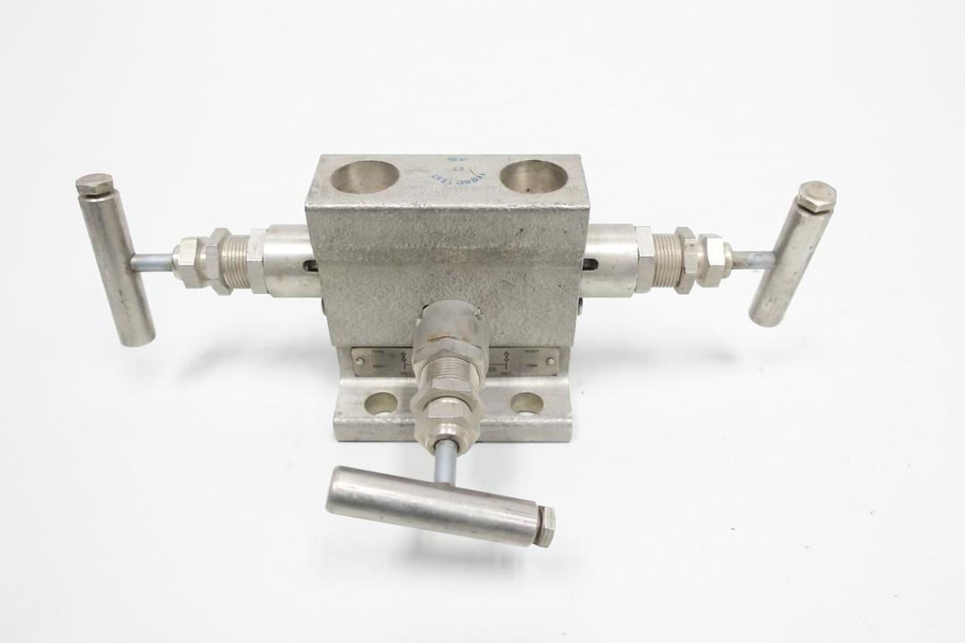 ANDERSON GREENWOOD M4THPS-4B-XP INSTRUMENT MANIFOLD