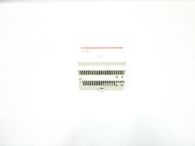 ABB 1SVR427045R0400 POWER SUPPLY 100-240V-AC 4.2A AMP 24V-DC 100W