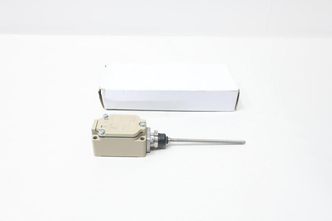 OMRON WLNJ-30-N LIMIT SWITCH 125V-DC
