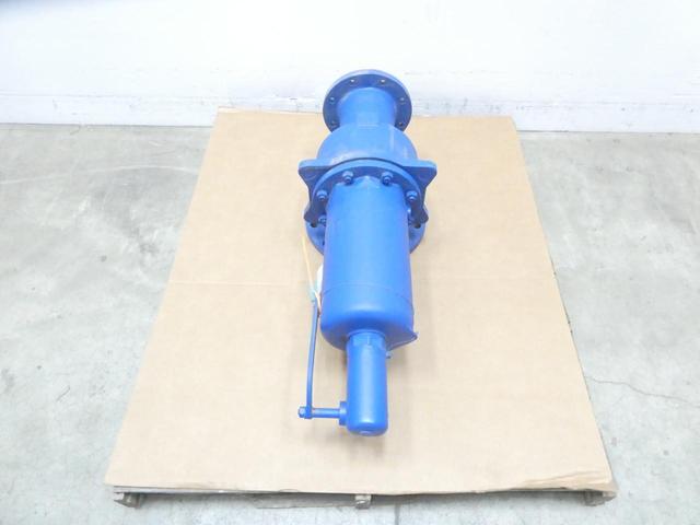 LESER 4411-4454 IRON FLANGED RELIEF VALVE 0.5BAR 5X8IN