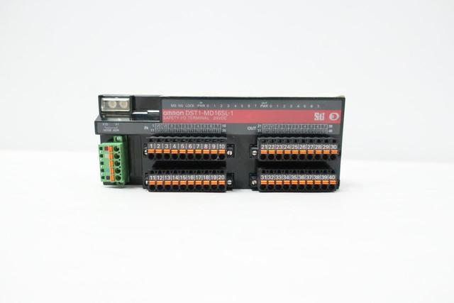 OMRON DST1-MD16SL-1 SAFETY I/O TERMINAL
