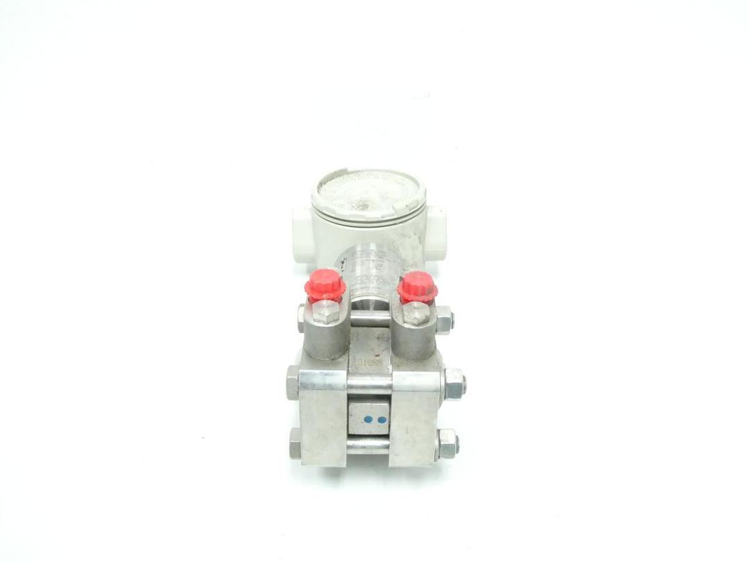 AMETEK PD3000-500-58-22-21-13-93 PRESSURE TRANSMITTER 0-400IN-H2O 30V-DC