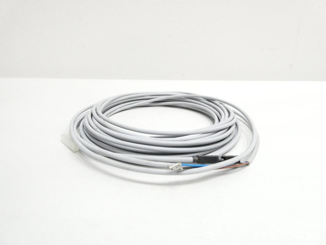 FESTO SMT-8M-A-PO-24V-E-7,5-OE PROXIMITY SENSOR 24V-DC