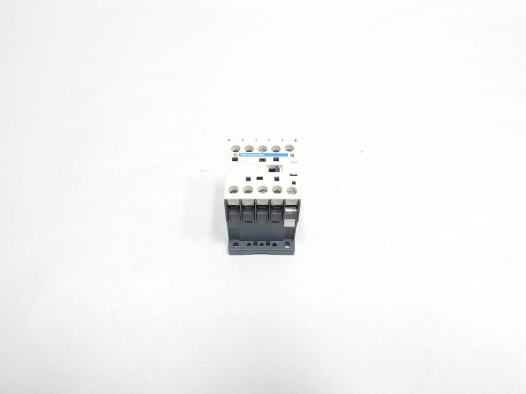 TELEMECANIQUE CA2KN40G7 CONTROL RELAY 120V-AC