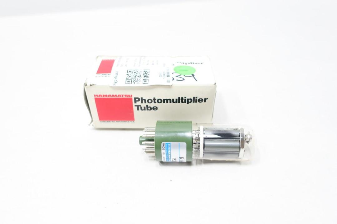 HAMAMATSU R106UH-02 PHOTOMULTIPLIER TUBE