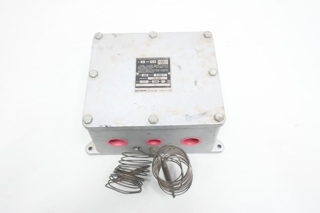 NELSON TH-725 TD TEMPERATURE CONTROLLER 0-250F 277V-AC