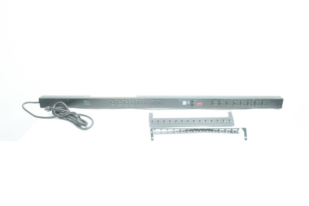 APC AP7831 METERED RACK PDU 100/120V-AC