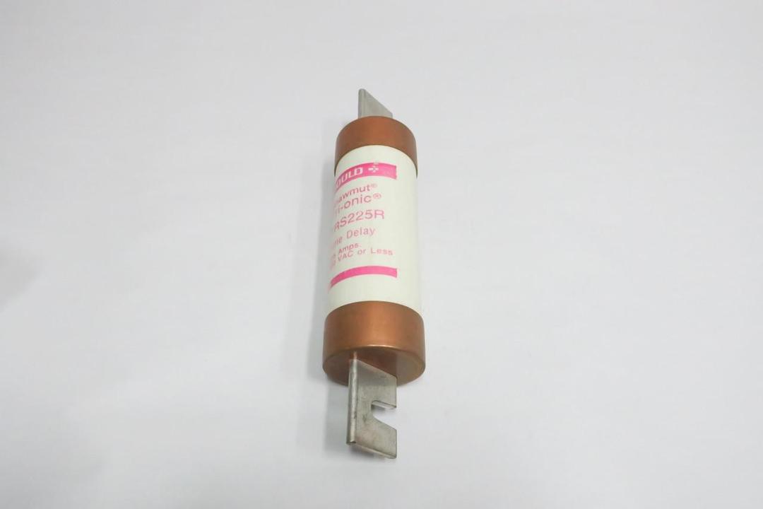GOULD SHAWMUT TRS225R TIME DELAY BLADE FUSE RK5 225A AMP 600V-AC