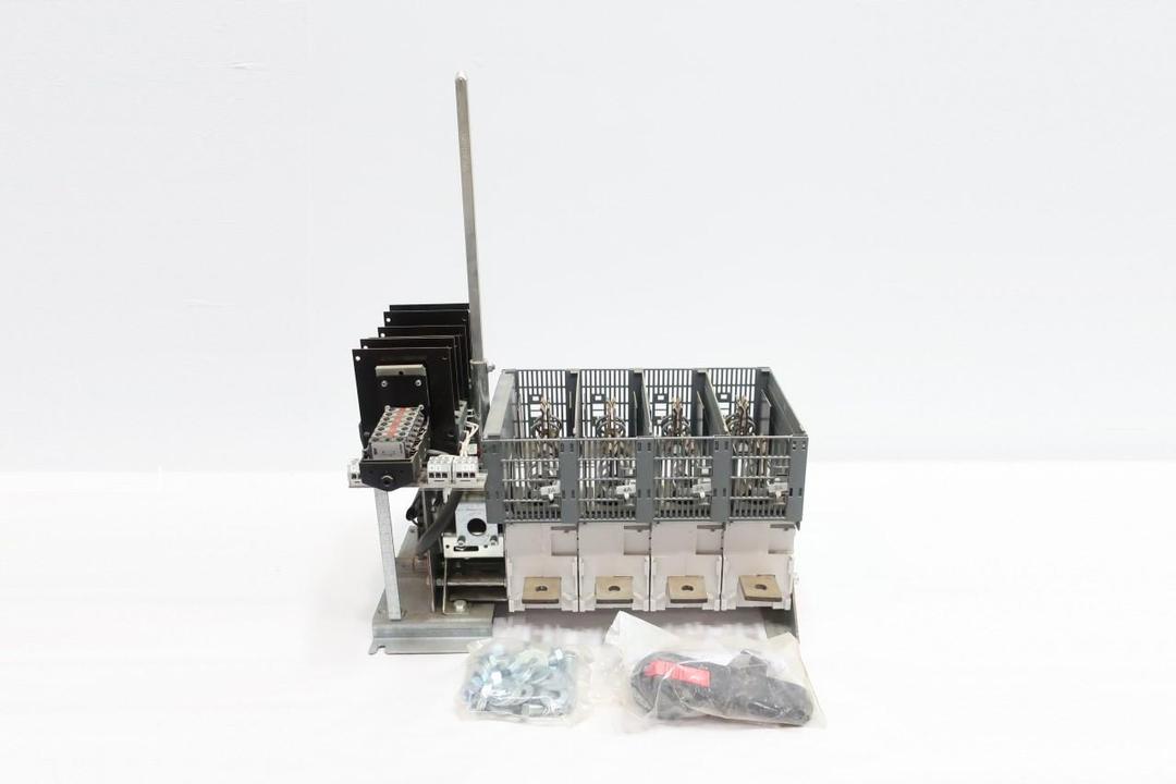 ABB OESL630V32D04V2 FUSIBLE DISCONNECT SWITCH 4P 600A AMP 1000V-AC