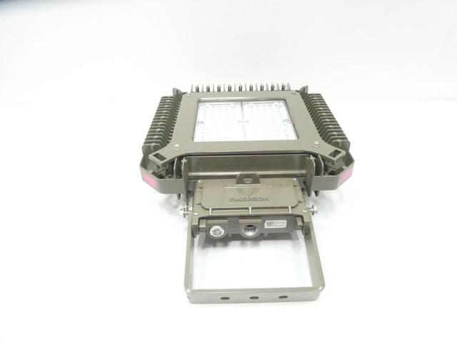 APPLETON AMLHL3CG7BU AREAMASTER LED LUMINAIRE 315W 120-277V-AC 125-300V-DC