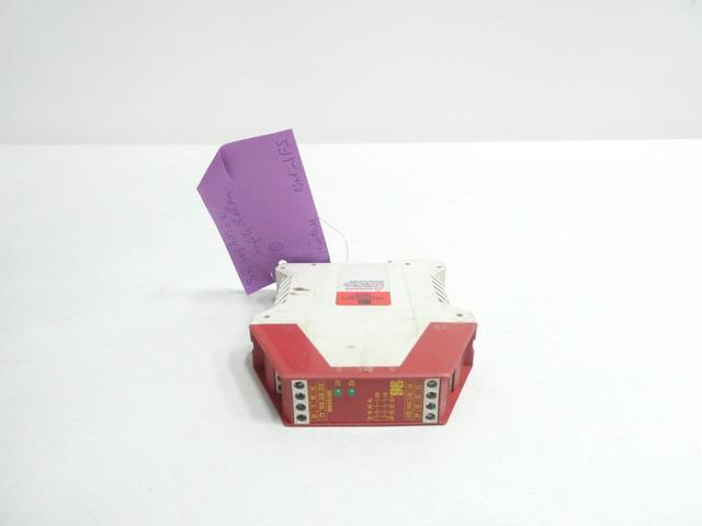 STI SR103AM02 SAFETY RELAY 115V-AC