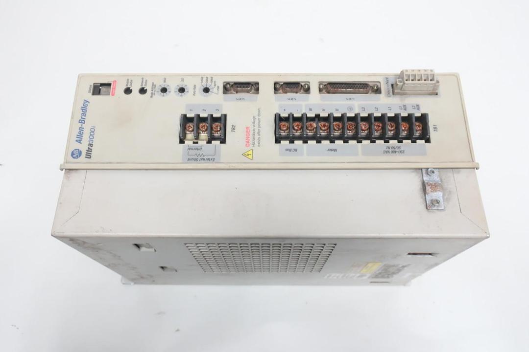 ALLEN BRADLEY 2098-DSD-HV100X-DN ULTRA3000I SERVO DRIVE 0-400HZ 230/460V-AC 3PH