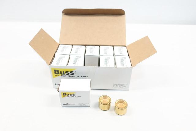 BOX OF 10 COOPER BUSSMANN 663 FUSE REDUCER