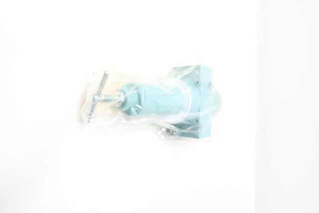 CKD 2215-8C PNEUMATIC PRESSURE REGULATOR 1IN RC