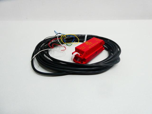OMRON CM-S221PC5 STI CM SERIES SAFETY SWITCH SET