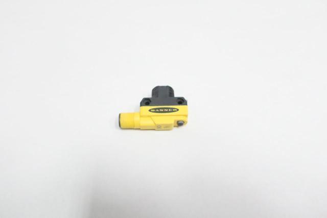 BANNER QS18EP6DQ8 PHOTOELECTRIC SENSOR 10-30V-DC