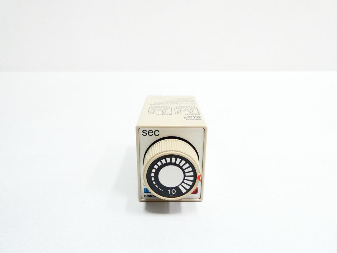 OMRON ATSS TIME DELAY RELAY 0-10SEC 120V-AC