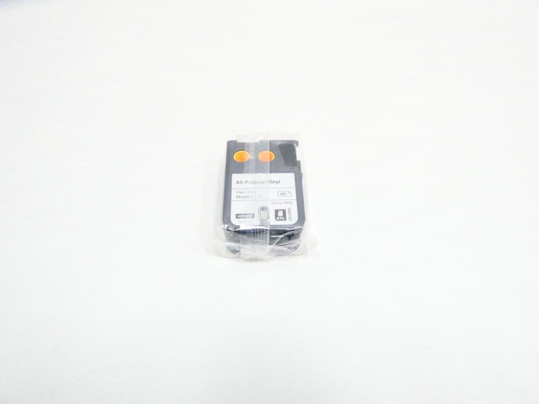 DYMO 1868753 BLACK ON WHITE ALL-PURPOSE VINYL THERMAL LABELS